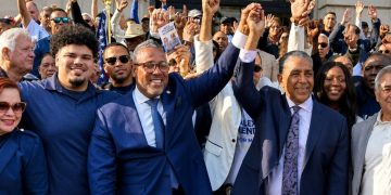 Congresista Espaillat apoya a Méndez para alcaldía Paterson-NJ