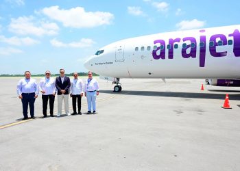 Arajet dedica nueva aeronave a Santiago y anuncia vuelos desde el Cibao para 2027