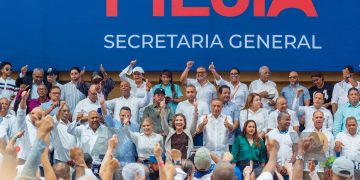 Carolina Mejía fortalece apoyo del PRM en el Este durante multitudinario encuentro en La Romana