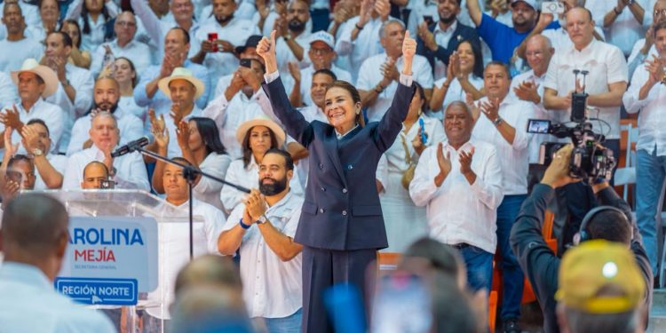 Carolina Mejía reafirma en Santiago sus aspiraciones presidenciales dentro del PRM