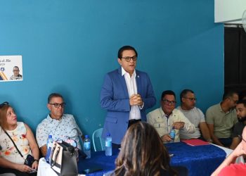 Daniel Rivera escucha necesidades de Jánico en jornada de consultas municipales