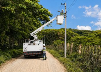 EDENORTE fortalece redes eléctricas en Rancho Manuel con inversión de casi RD$3 millones