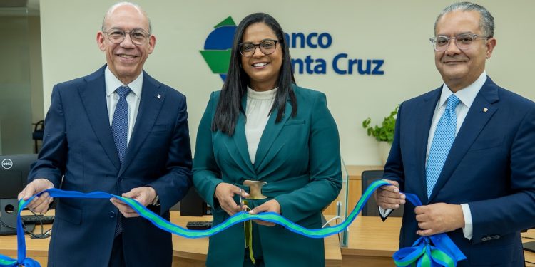 Banco Santa Cruz inaugura nuevo centro de negocios en Mao