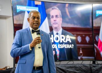 Federico Reynoso llama a fortalecer la participación ciudadana tras culminar ciclo de charlas sobre democracia