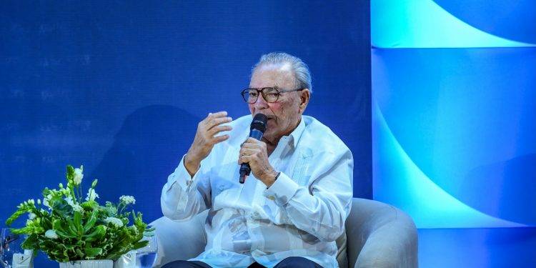 Frank Rainieri llama a priorizar los sueños y la visión por encima del dinero