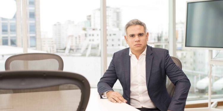 Guillermo Estrella Ramia impulsa una nueva visión del derecho corporativo en República Dominicana