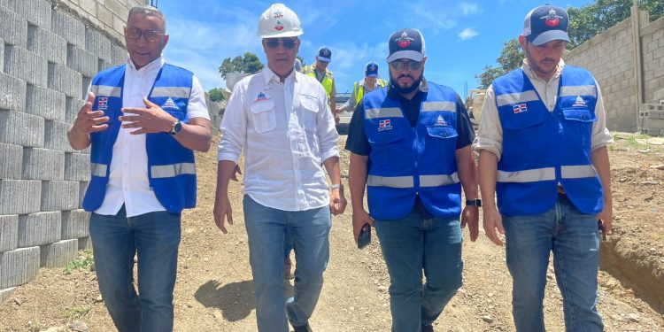 Infraestructura Escolar acelera obras para garantizar aulas listas en Santiago antes de agosto