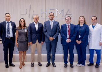 Superintendente de Seguros destaca capacidad e innovación del Hospital HEMA durante visita institucional