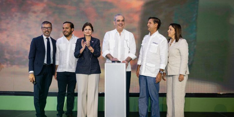Manuel Estrella resalta clima de estabilidad y confianza para invertir durante inauguración de EcoAcero