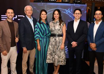 BYD y Peravia Motors lanzan en República Dominicana la nueva SUV súper híbrida ATTO 8