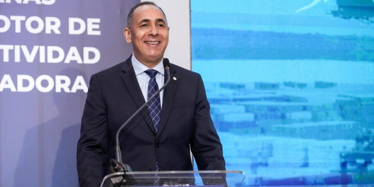 Nelson Arroyo fortalece el rol de Aduanas como aliado clave del sector exportador