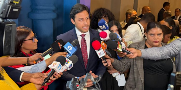Raymond Rodríguez resalta importancia del Congreso Internacional de Geopolítica para el país