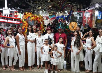 Reina Infantil del Carnaval de Santiago presenta sus candidatas para nueva edición del certamen