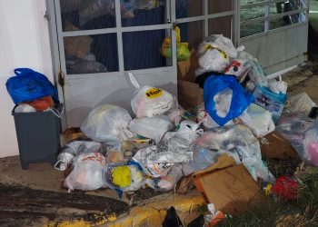Residentes de Jardines del Sur denuncian crisis sanitaria por acumulación de basura en Puñal