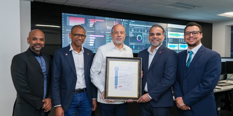 Claro Dominicana fortalece su liderazgo tecnológico con certificación internacional en seguridad de la información
