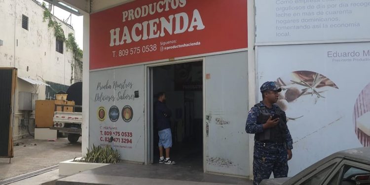 Salud Pública clausura fábrica de lácteos en Santiago por violaciones sanitarias
