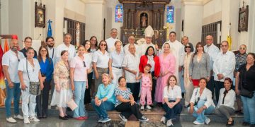 “Sendero de la Fe” reúne a cientos de fieles en Santiago en jornada de oración y espiritualidad