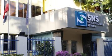 SNS ordena iniciar rescisión de contratos vinculados a servicios médicos en hospitales públicos