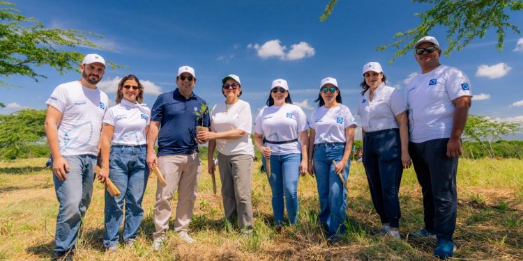 Banco Popular fortalece reforestación en San José de las Matas con siembra de 4,000 árboles