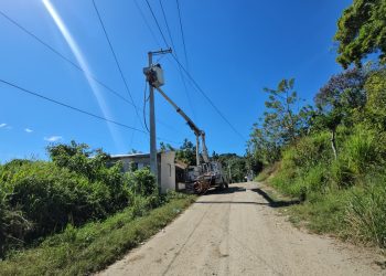 Edenorte mejora redes eléctricas en Cenoví con inversión millonaria