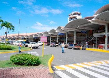 Vuelo de Delta regresa de emergencia al Cibao tras reporte de olor extraño en cabina