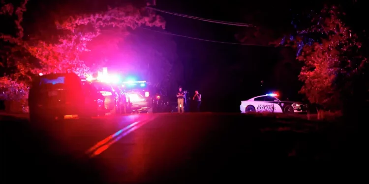 Tiroteo en fiesta junto a lago deja varios heridos cerca de Oklahoma City