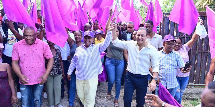 Abel Martínez cuestiona reforma fiscal y pide al Gobierno enfocarse en las necesidades de la población