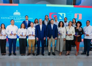 Abinader invita a la juventud a liderar una cultura de ética y transparencia en el país