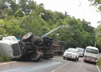 Accidentes contra postes eléctricos generan pérdidas millonarias a EDENORTE en la región Norte
