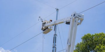 ETED anuncia mantenimientos en líneas de transmisión y reporta interrupciones programadas en varias provincias