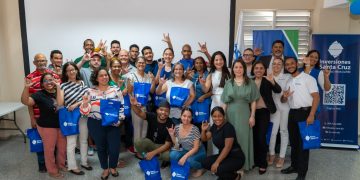 Banco Santa Cruz impulsa la inclusión financiera de la comunidad sorda en República Dominicana