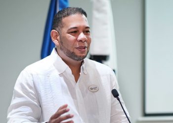 CAID Santiago fortalece relación con la prensa a través de jornada de capacitación