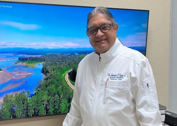Frank Espino lidera la recuperación del Semma Santiago y fortalece los servicios para el magisterio