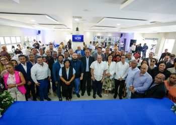 Medios digitales conocen claves de la transformación educativa que impulsa el país