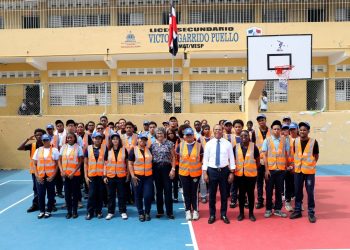 Milton Morrison impulsa educación vial entre estudiantes y anuncia carnet de aprendizaje para bachilleres