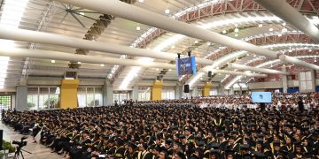 PUCMM gradúa a 1,149 profesionales y destaca la defensa de la dignidad humana en la era de la IA