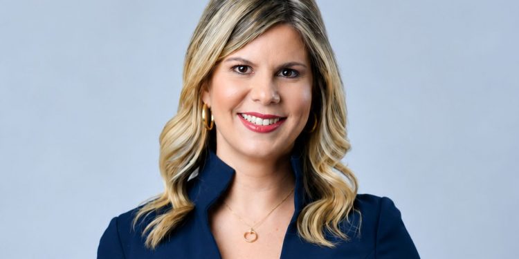 Patricia Mena Sturla asume la primera Presidencia Ejecutiva de INFADOMI