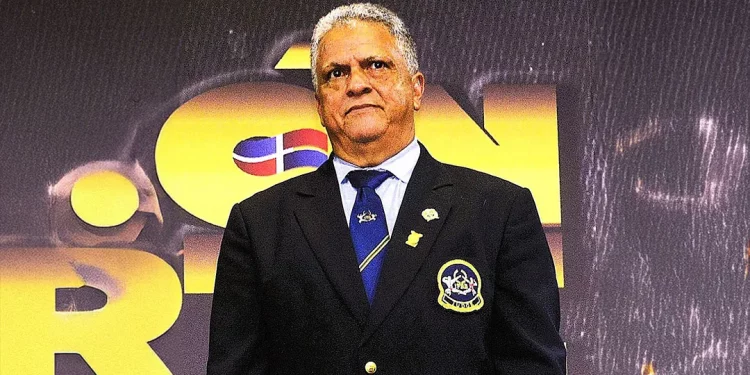 Tony Peña felicita a Wilhelm Lawrence tras asumir presidencia de las Águilas Cibaeñas