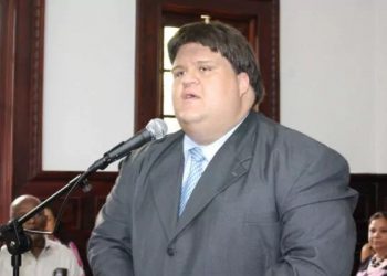 Fuerza del Pueblo reitera respeto a las decisiones de los tribunales y su compromiso contra la corrupción