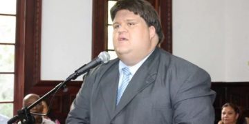 Fuerza del Pueblo reitera respeto a las decisiones de los tribunales y su compromiso contra la corrupción