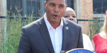 Congresista Ritchie Torres reelecto con un 71.9 % D-15 en El Bronx