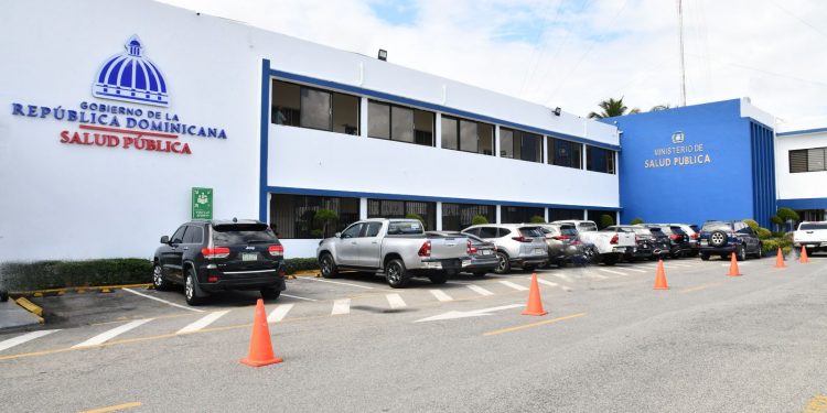 Salud Pública asegura acceso garantizado a tratamientos para personas con VIH