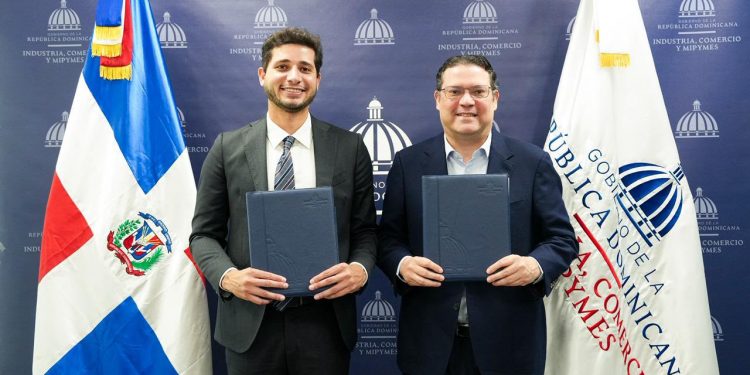 MICM y Uber Eats firman alianza para fortalecer las mipymes y dinamizar el comercio nacional