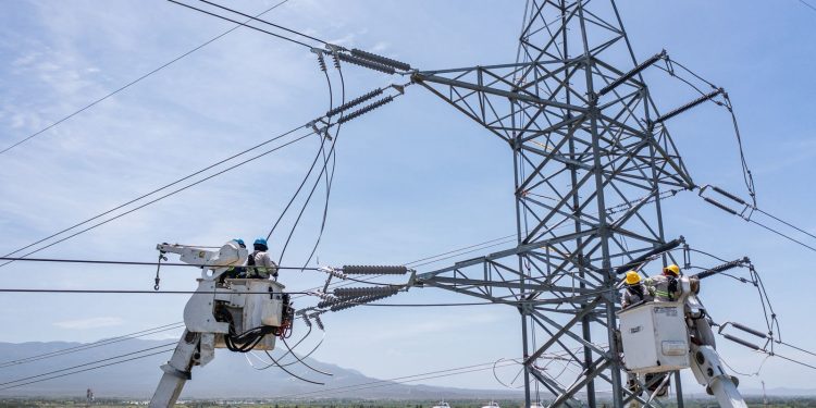 ETED ejecutará trabajos para reforzar el sistema eléctrico en comunidades del Nordeste
