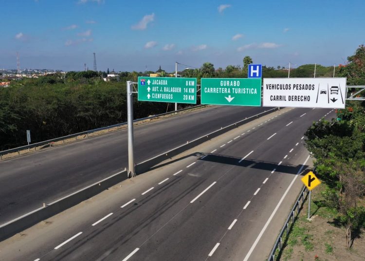 Félix García impulsó reconocimiento a Luis Crouch Bogaert con nombre de la Circunvalación Norte