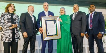 AMAPROSAN y comerciantes reconocen a Abinader por impulsar la transformación del Hospedaje Yaque