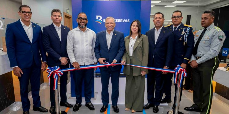 Banreservas amplía su red con nueva oficina en el Centro de Retención de Vehículos de Pedro Brand