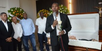 Fuerza del Pueblo despide con honores al exdiputado Brunel Collado en Santiago