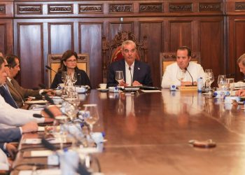 Gobierno define prioridades del Presupuesto 2027 con énfasis en educación, salud e infraestructura