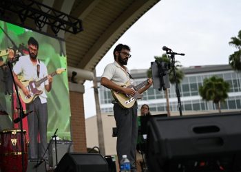 Luis McDougal deja en alto el talento dominicano en festival internacional de jazz en Texas
